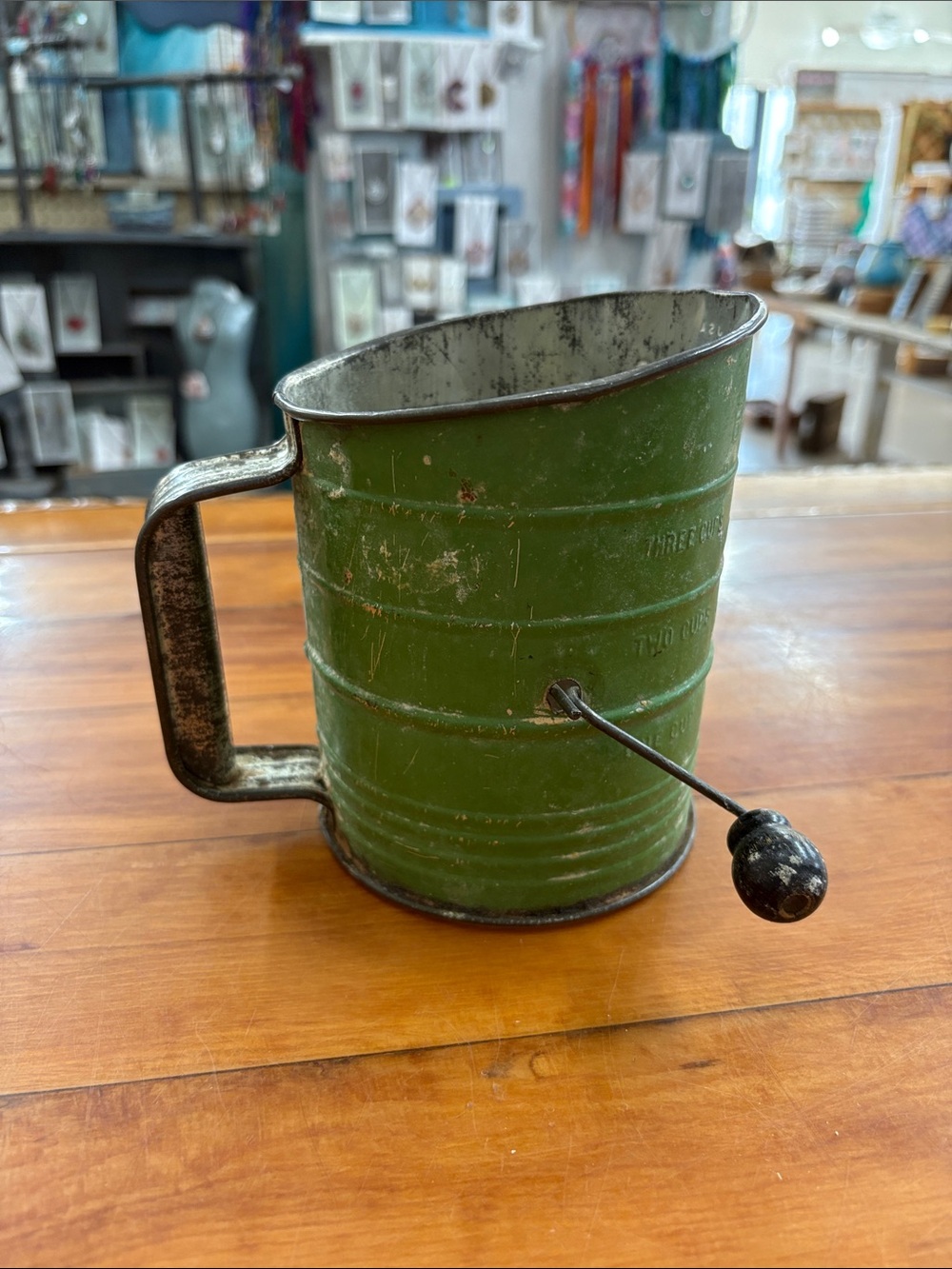 Vintage BROMWELLS Metal Flour Sifter 3 Cup Measuring Wooden Knob Primitive USA
